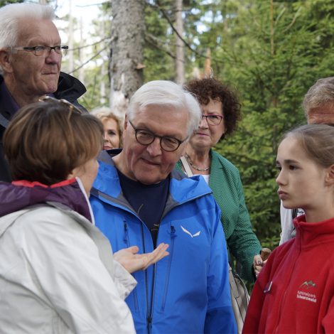 Nationalpark Schwarzwald Magazin, Besuch Bundespräsident Steinmeier am 4. Juli 2017, Bundespräsident im Gespräch mit Juniorrangern